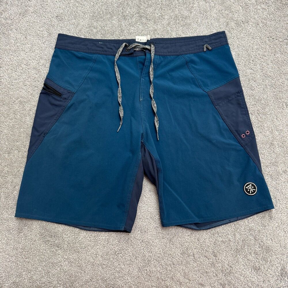 Roark Revival Savage Swim Trunks Board Shorts Mens 33 Blue Zip Pocket Swimwear